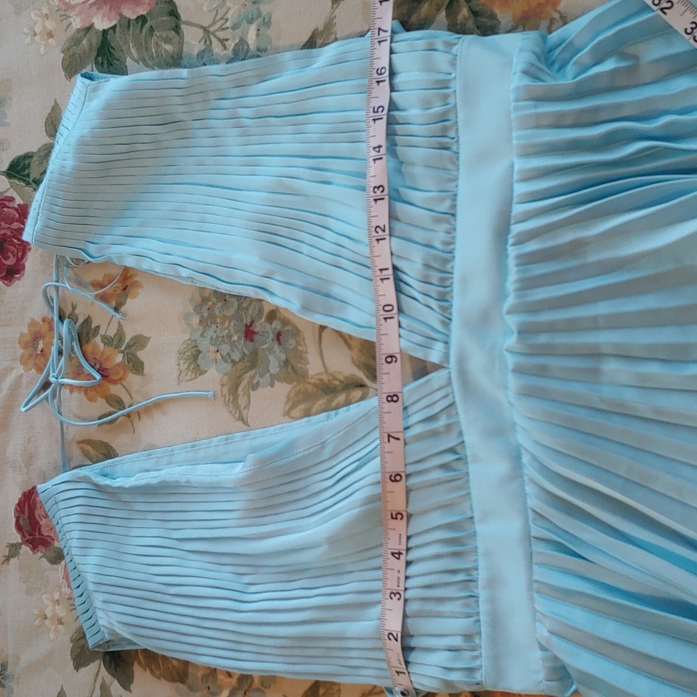 Abercrombie & Fitch Plunge Satin Pleated Formal Dress Sky Blue Women's Large NWT - Picture 7 of 17